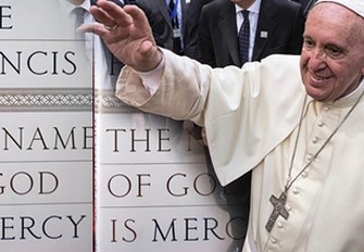 Paus Fransiskus Terbitkan Buku Dukung Homoseksual