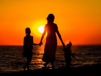 mother-and-children-sunset-featured Copy