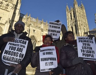 Seorang Pendeta Gay meminta Uskup Anglikan memberikan “ kesetaraan penuh” dalam jemaat