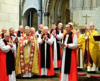 Gereja Inggris diserukan terima padri LGBT