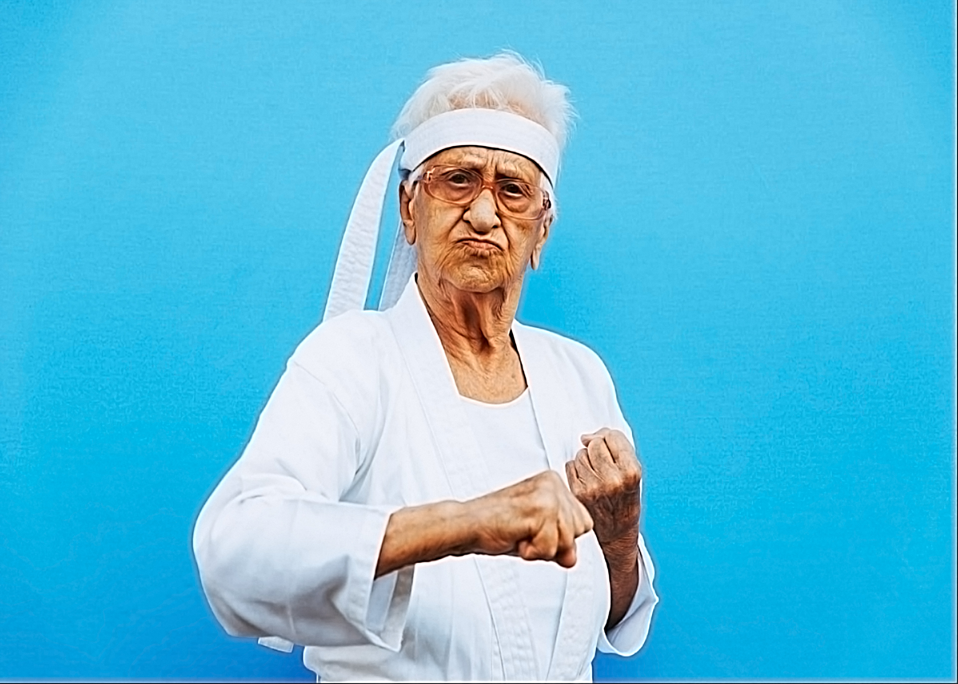 Wanita Turki Umur 105 Tahun Kalahkan COVID-19 dalam 5 Hari