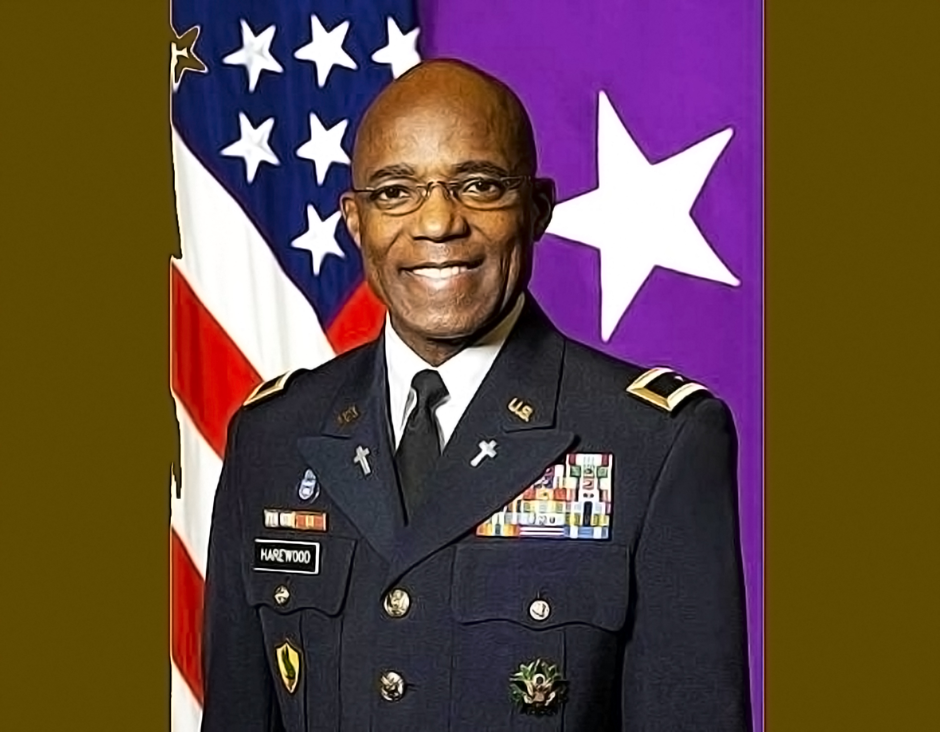 Pendeta Advent Dipromosikan menjadi Jenderal di Cadangan Angkatan Darat AS